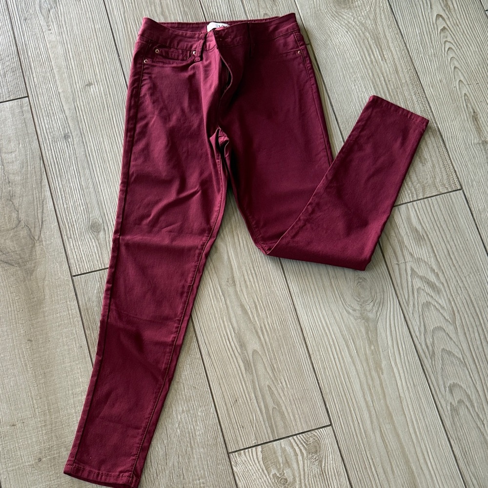 YMI Women's Maroon Skinny Jeans